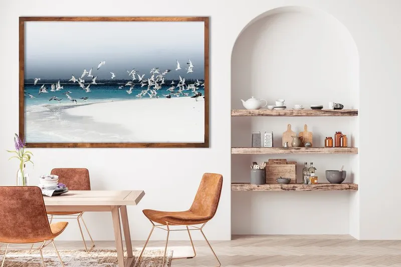 Island nesting (colour) - Image 1