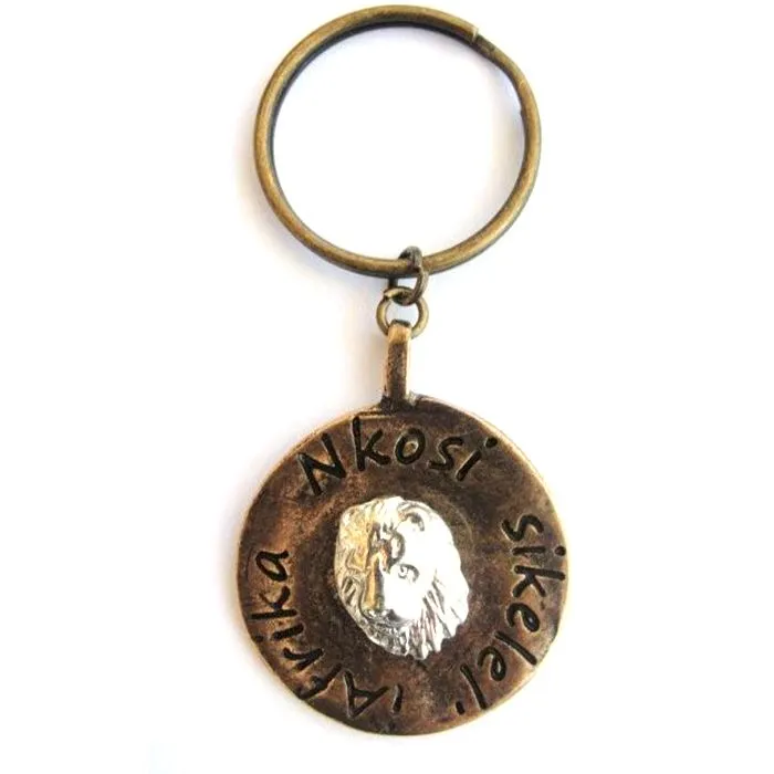 Lion image on antique brass disc with keyring attachment - KR02