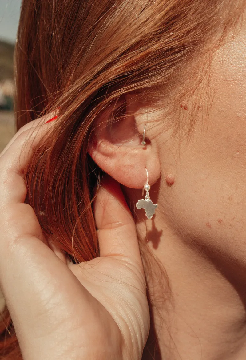 Solid Africa Map Hang Earrings - Image 2