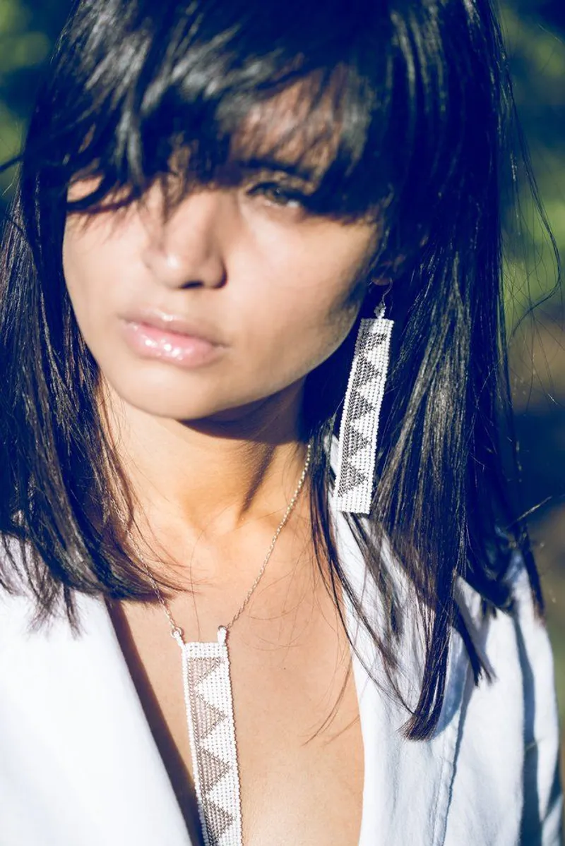 Thamana Earrings - Image 2