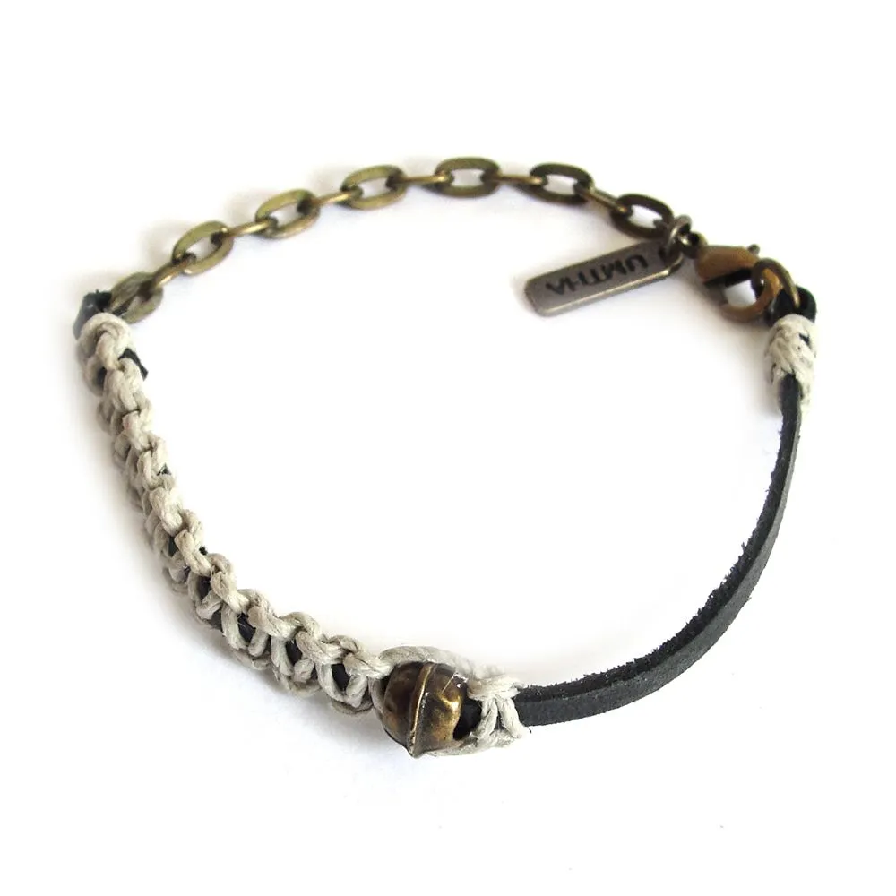 Black leather and chain bracelet, with macrame hemp detail - BRAS14