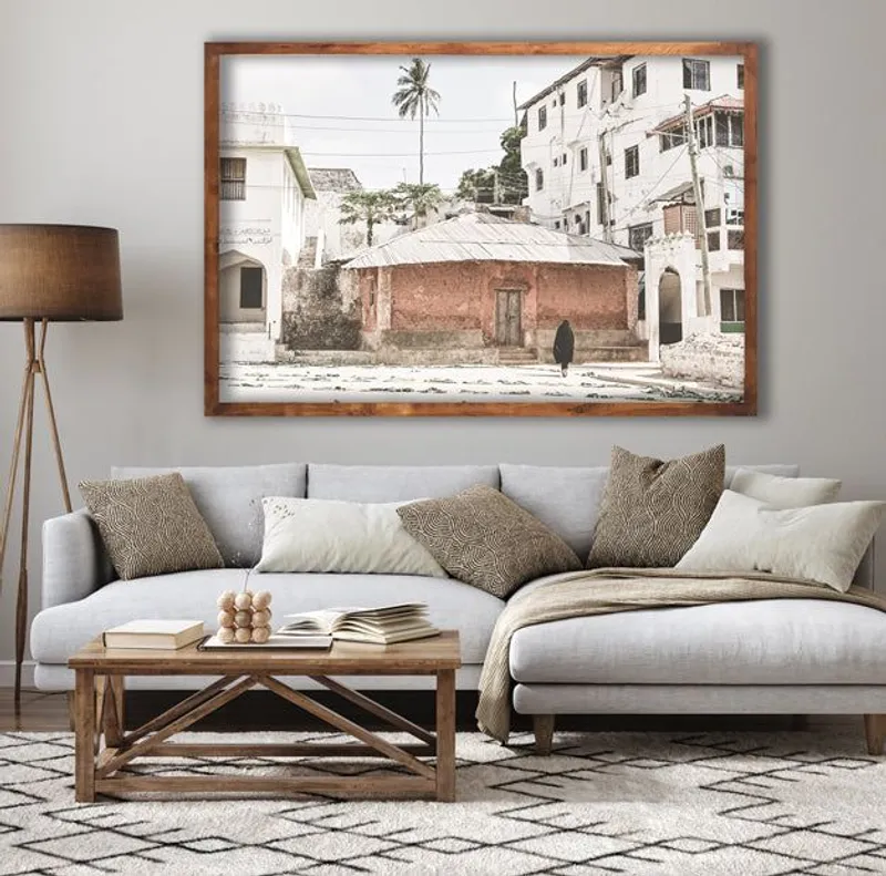 Town square - Image 1