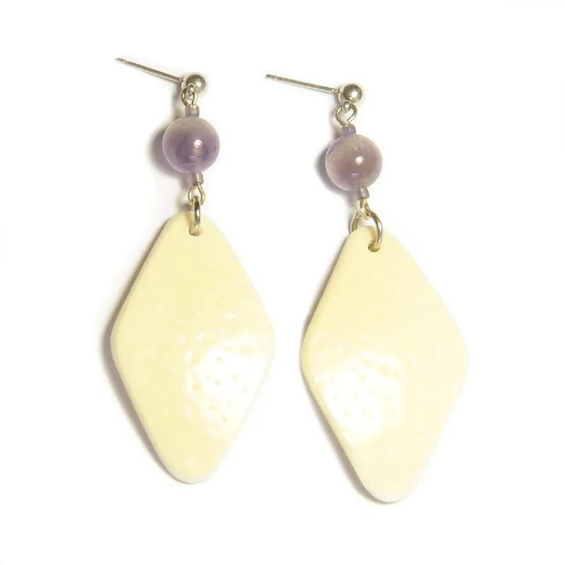 Diagonal shaped ostrich eggshell with Amethyst gemstones - ERE37B