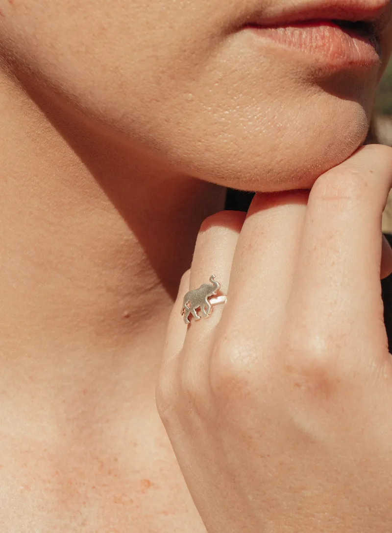 Elephant with Heart Cutout Ring - Image 2