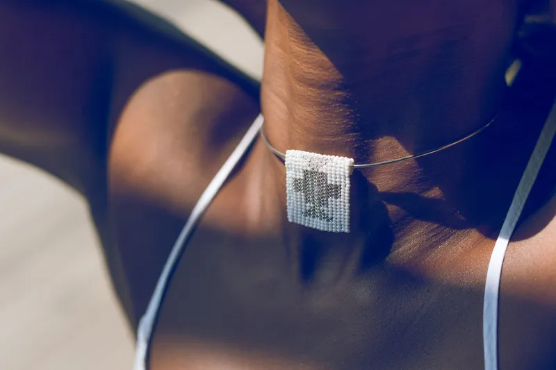 Bahlezi Lock Bar Choker - Image 1