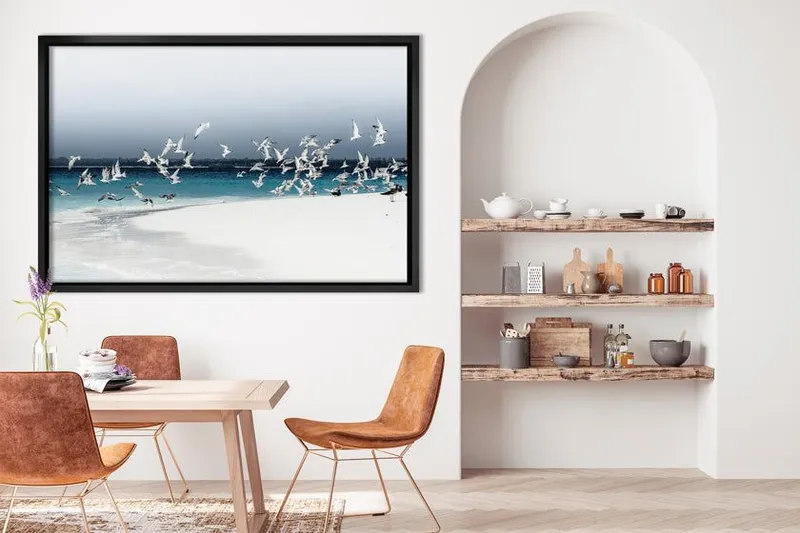 Island nesting (colour) - Image 8