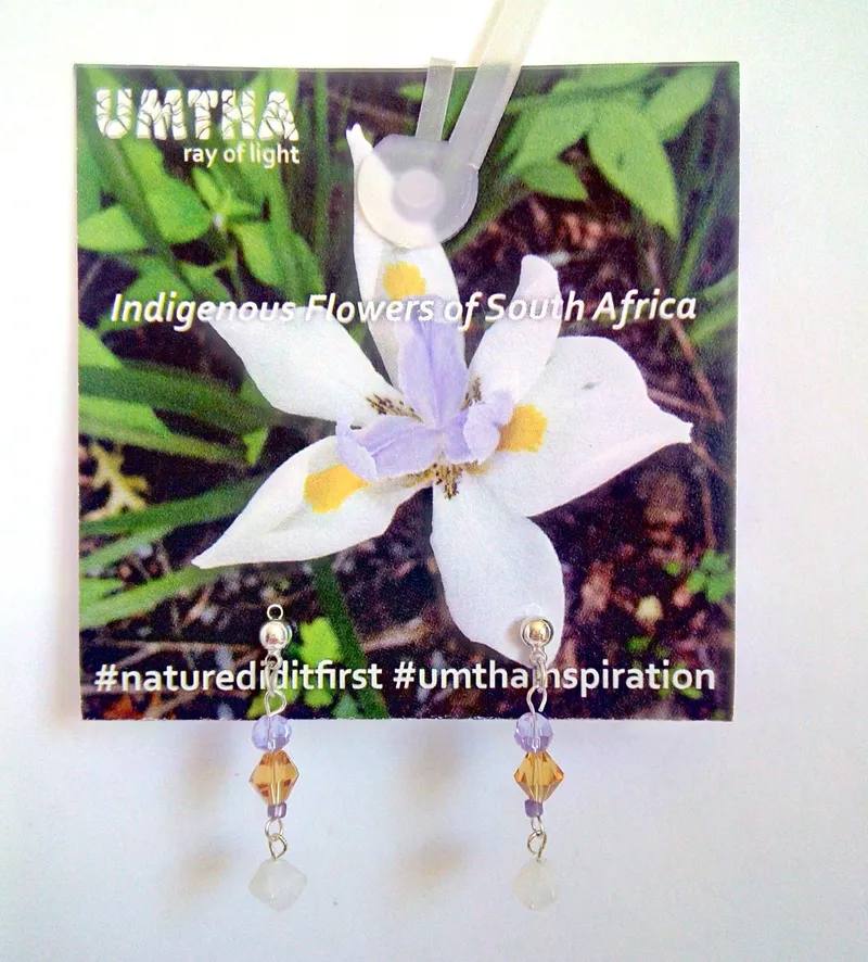 Delicate facetted glass diagonal earrings - ERIR02 - Image 2