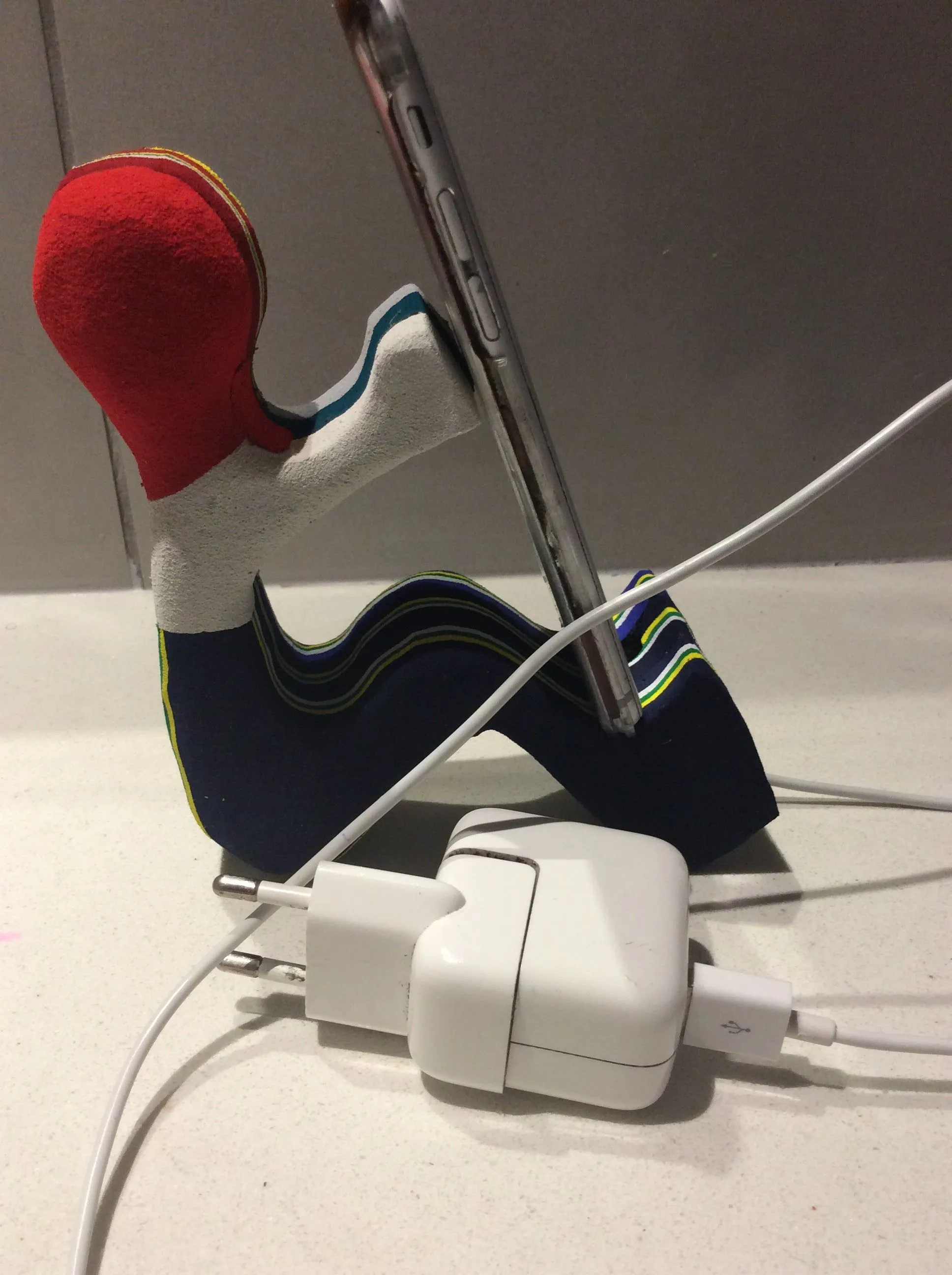 Figurine Phone holder
