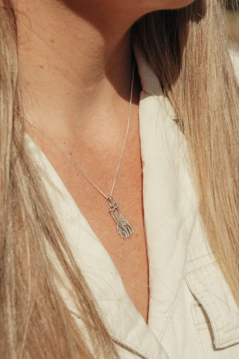 Two Giraffe Pendant - Image 4