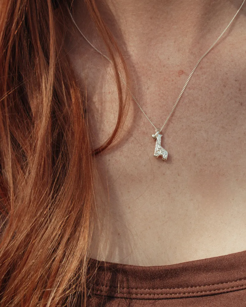 Cartoon Giraffe Pendant - Image 3