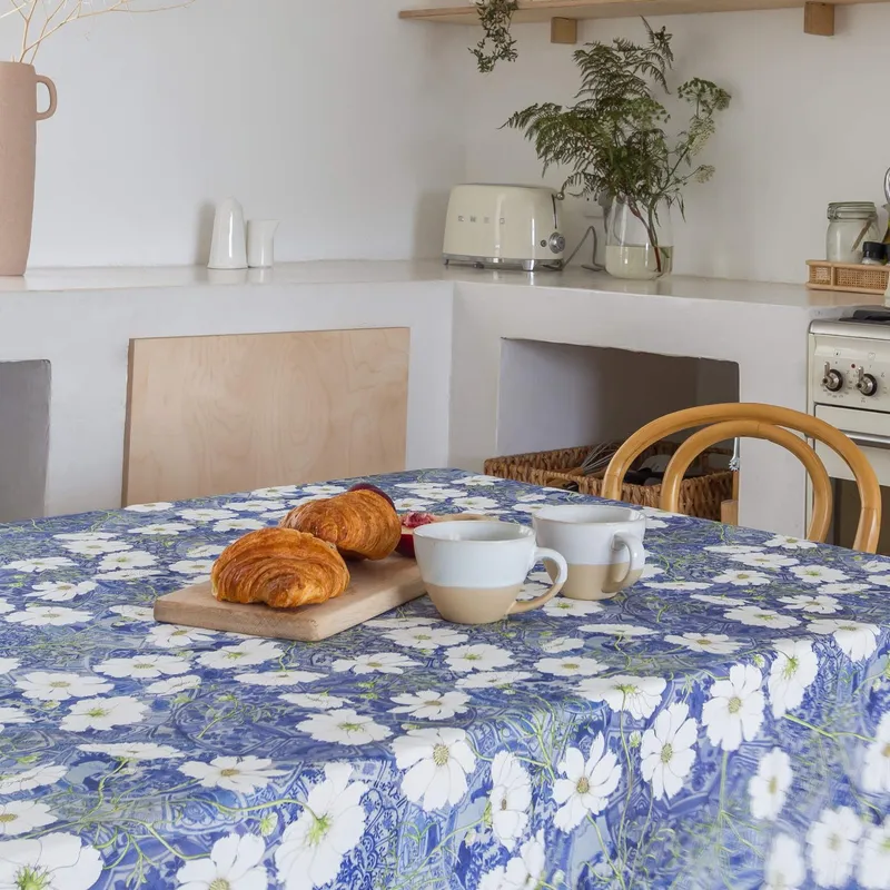 Cosmos on Delft Tablecloth - Image 4