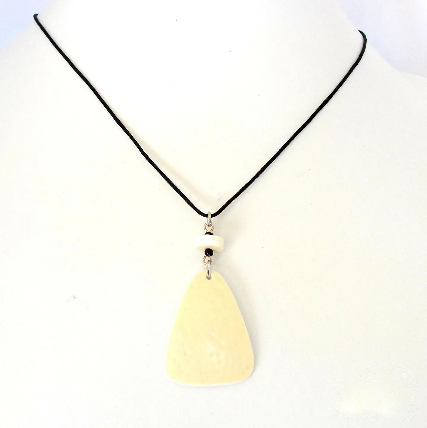 Oval ostrich shell pendant on cord necklace - NWE28