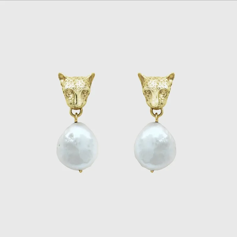 Ingwe Pearl Earrings - Image 1