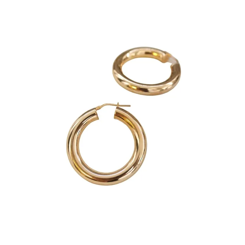 Belle Hoop - Image 1
