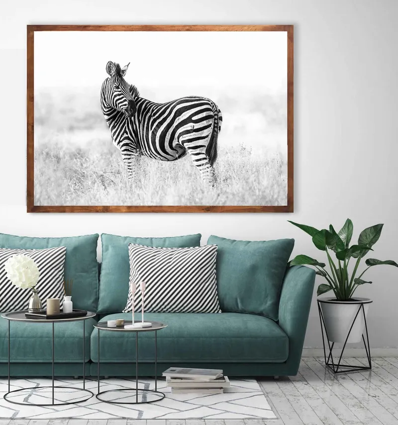 Striped pose - Image 1