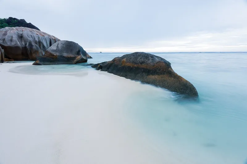 La Digue - Image 2