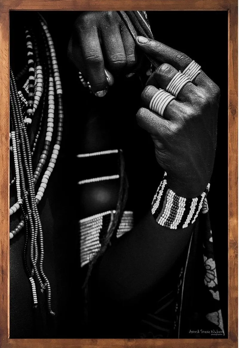 Turkana woman set - Image 2