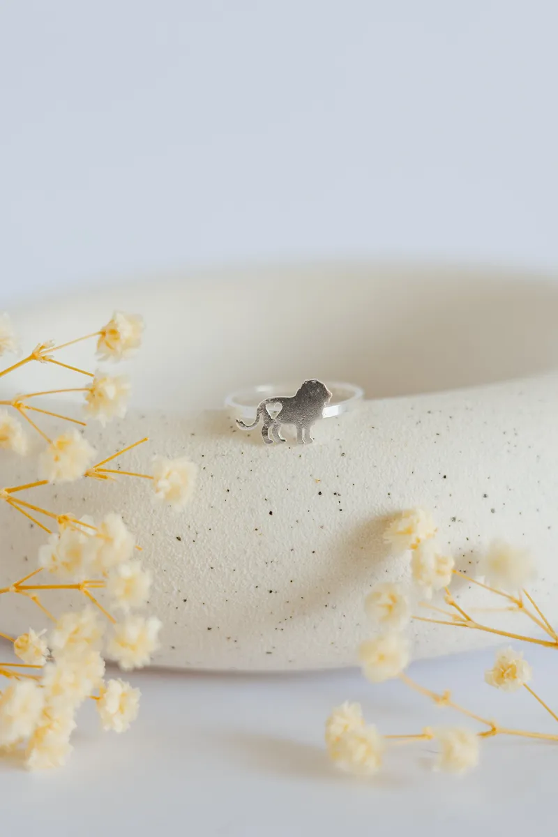 Lion with Heart Cutout Ring - Image 1