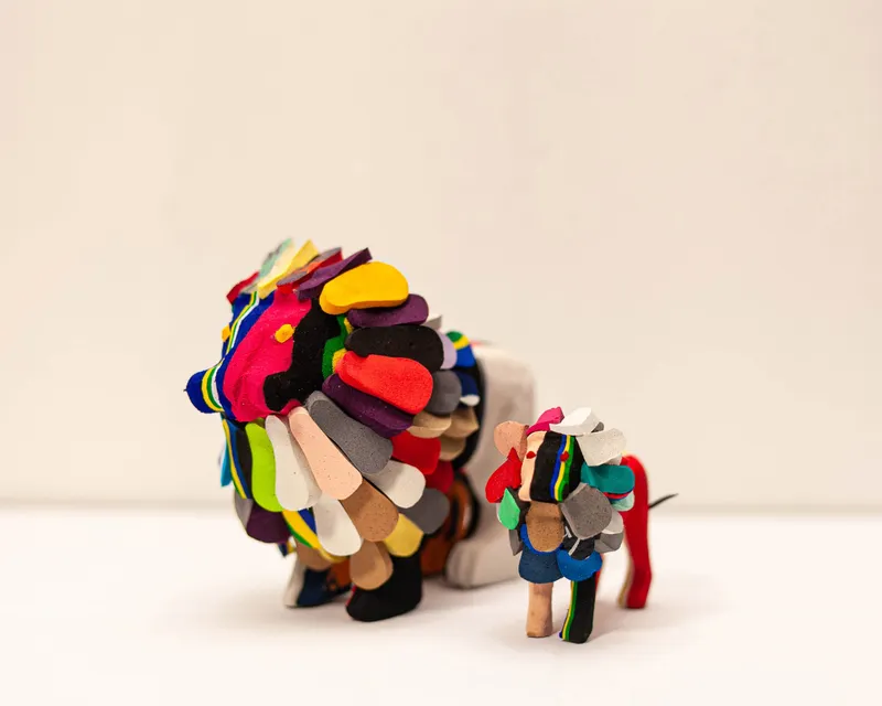 Lion Sculpture – Mini Recycled Flip Flop Handmade Eco Art - Image 1