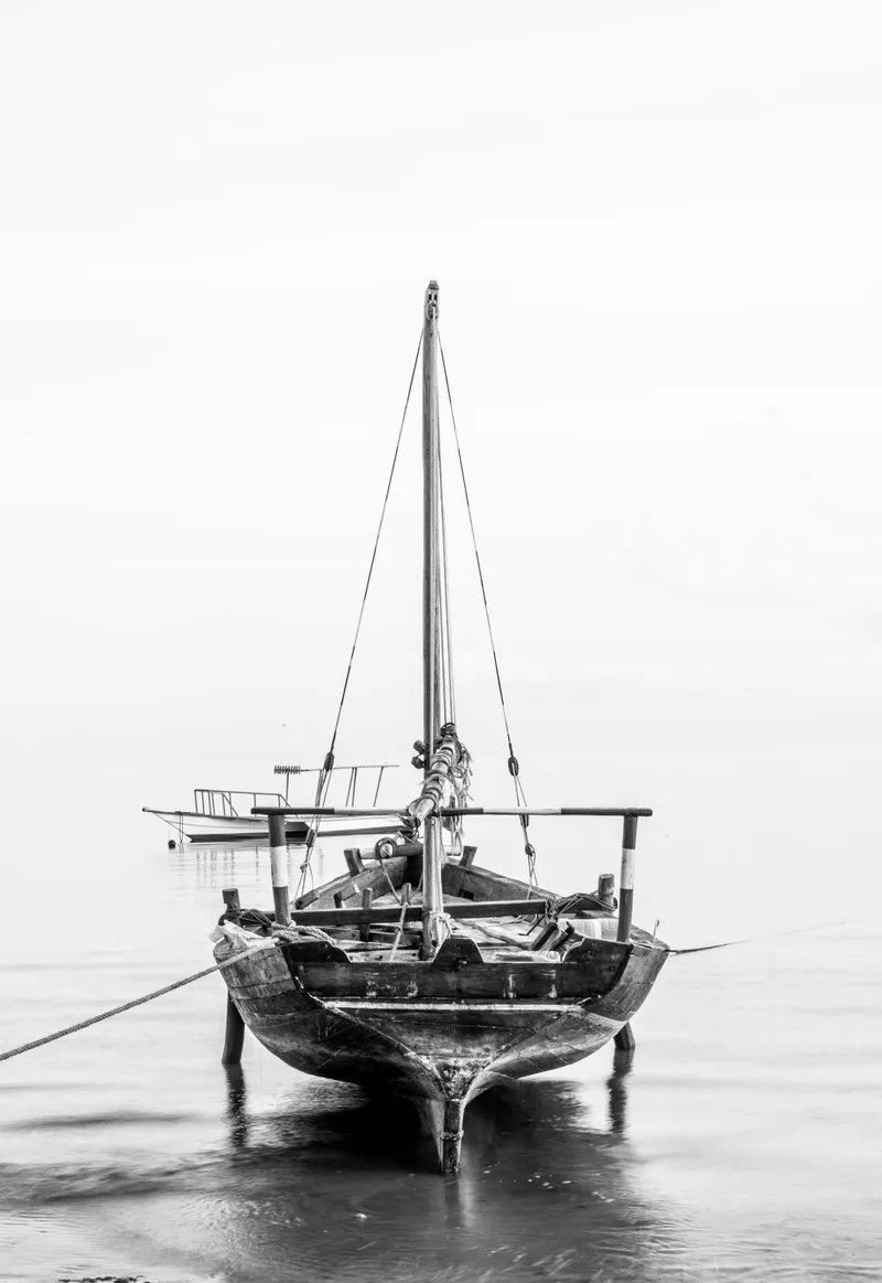 Astern - Image 2