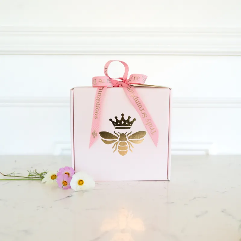 Wedgewood Classic Hamper - Light Pink - Image 2