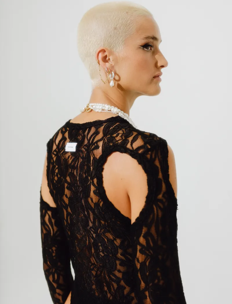 Amy Hoop - Image 5