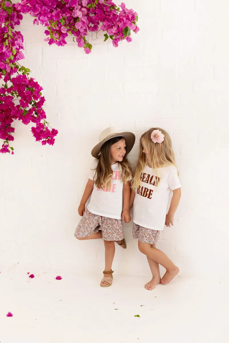 T-Shirt-Beach Babe-Pink - Image 2