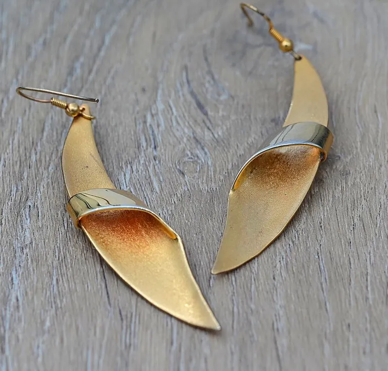 Abstract Curved 18ct Gold Plated Earrings - Image 4