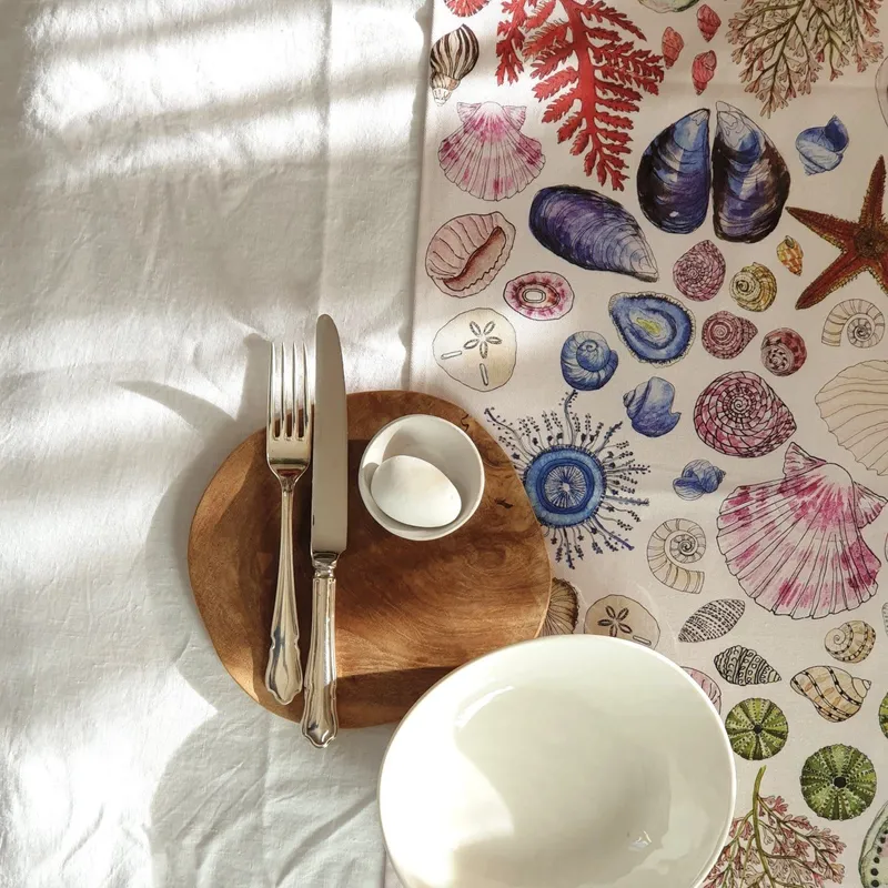 Seashell Cotton Table Runner - Image 1