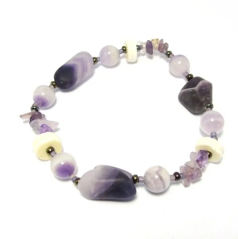 Tumbled and polished Amethyst, with ostrich eggshell and Amethsyt chips bracelet - BRM40