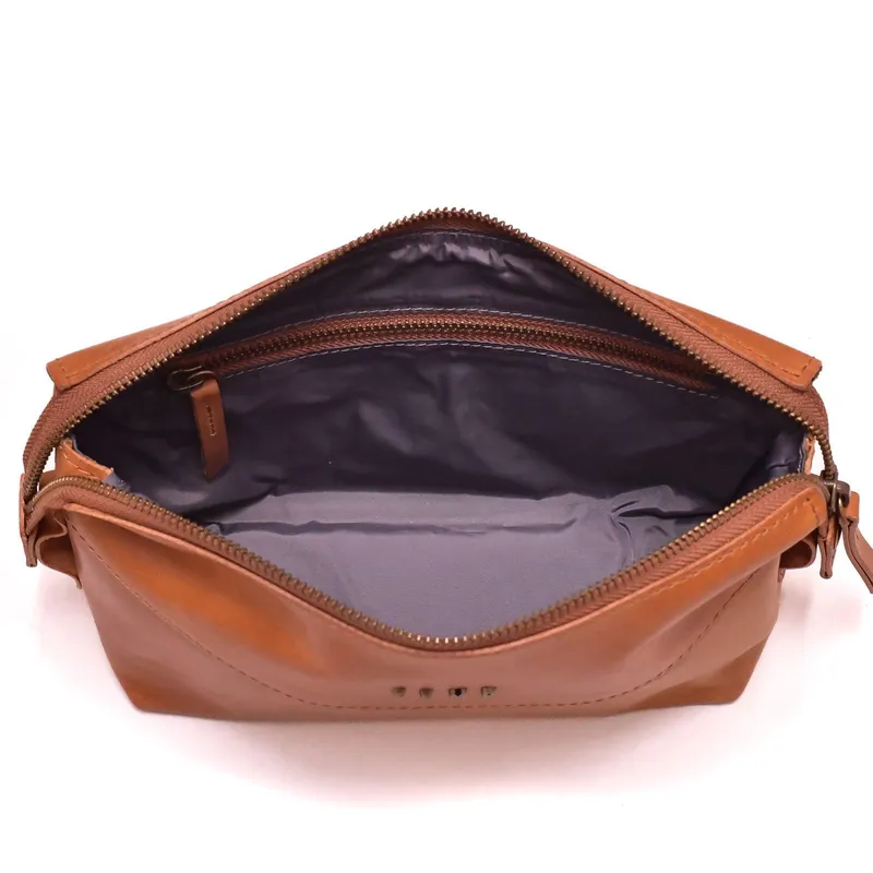 Bravo | Toiletry Bag - Image 20