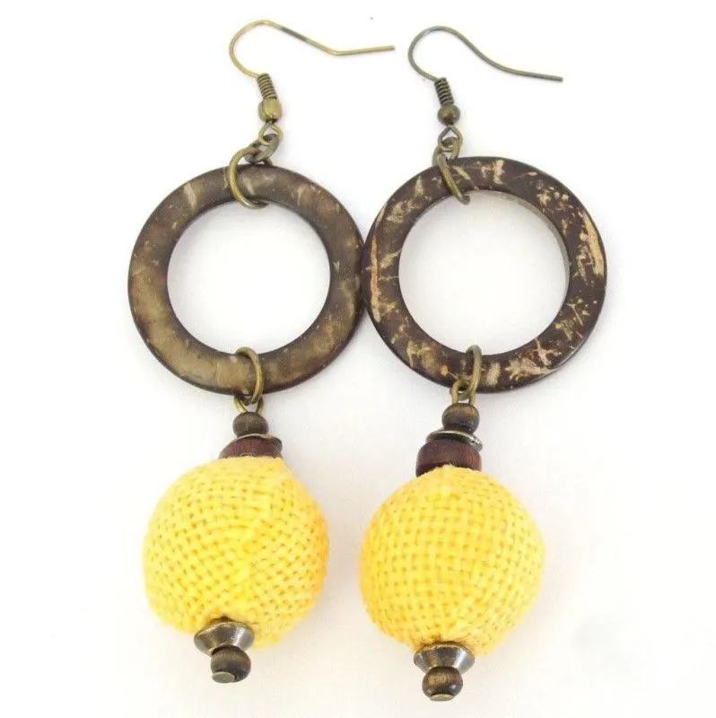 Yellow fabric and coconut ring earrings - ERGM03