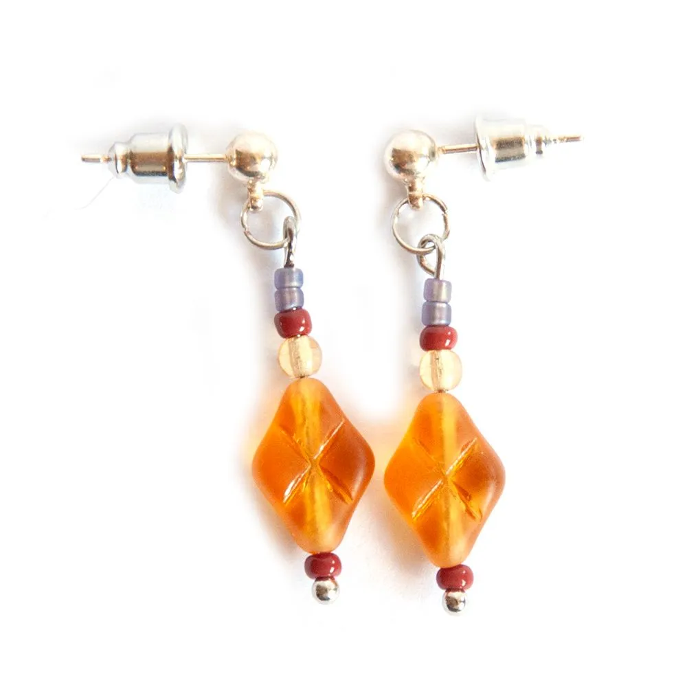 Strikingly simple, golden Czech glass  earrings - ERST01