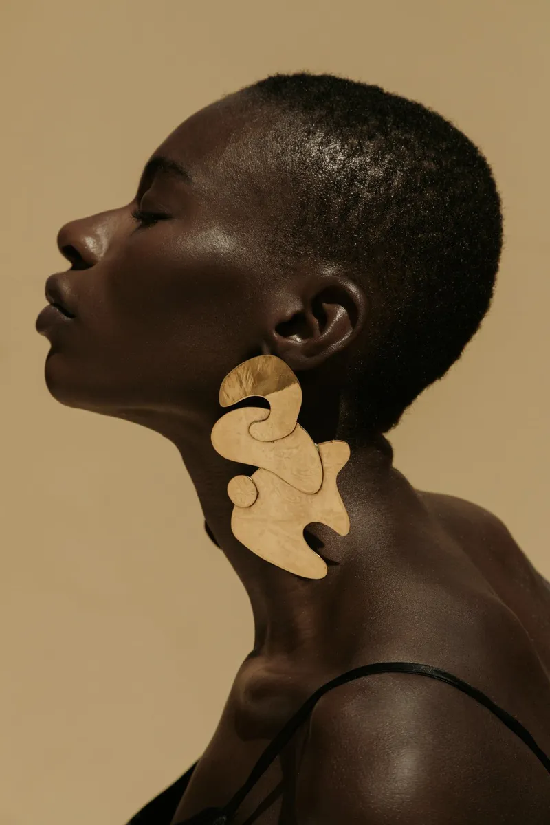 Curves & Swerves Earring - Image 2