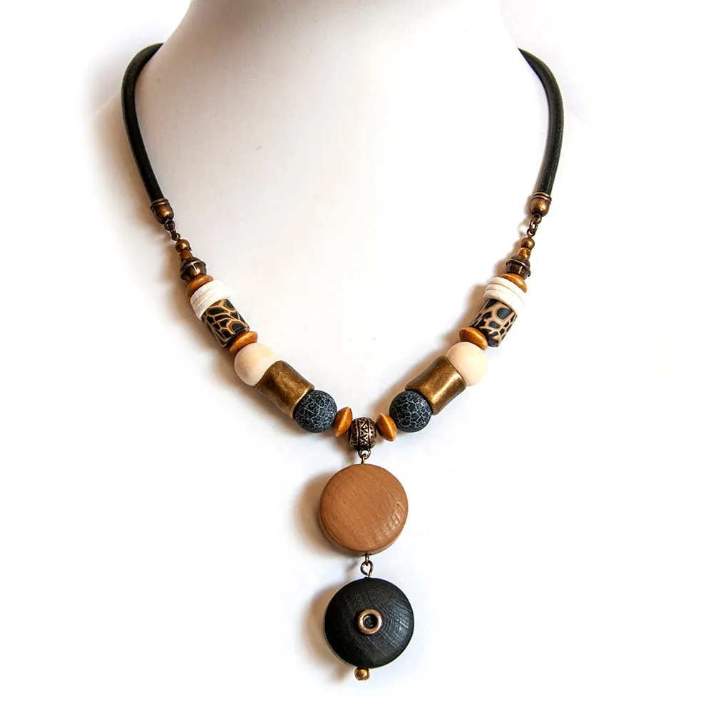Black and tan wooden disc pendant - NWAS08