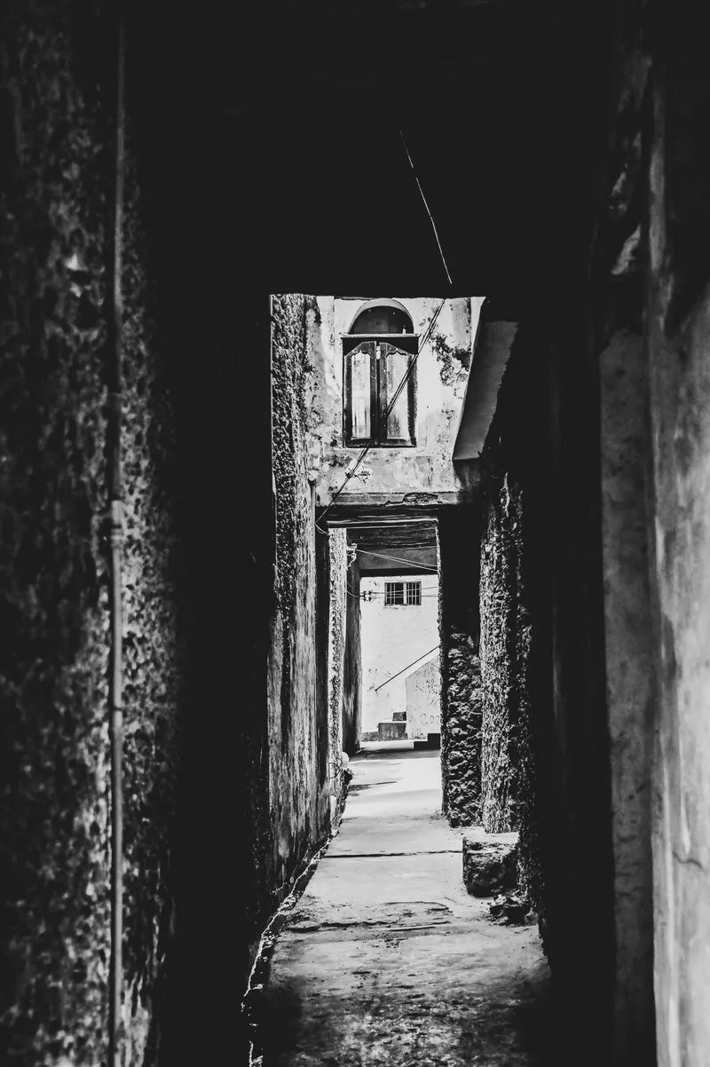 Alleyways - Image 2