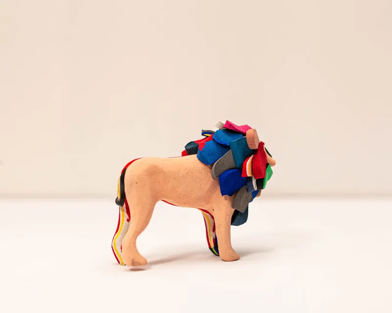 Lion Sculpture – Mini Recycled Flip Flop Handmade Eco Art - Image 2