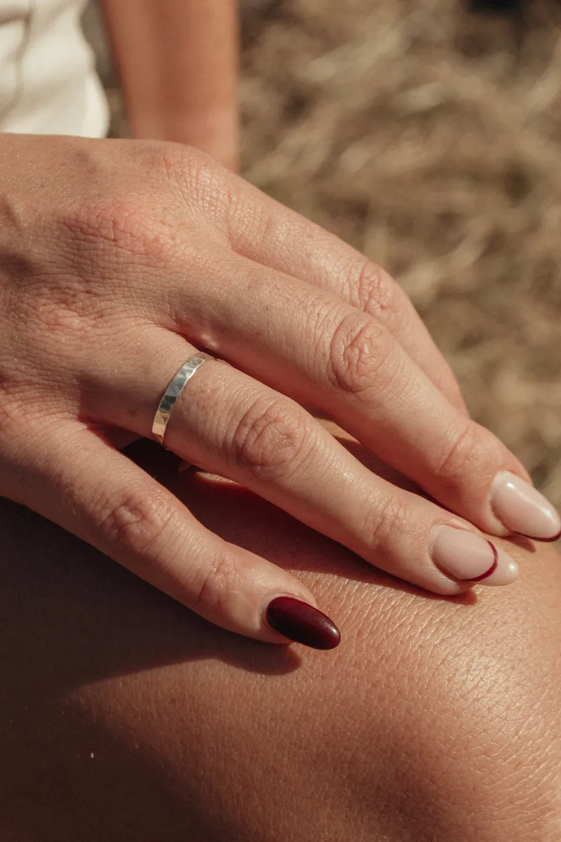 Hammered Band Ring - Image 2