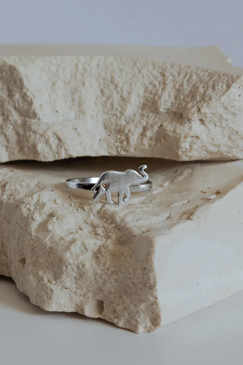 Elephant with Heart Cutout Ring - Image 3