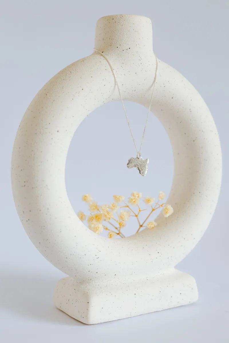 Africa Pendant Featuring Buffalo, Elephant, Leopard, Lion, Rhino Engraving - Image 2