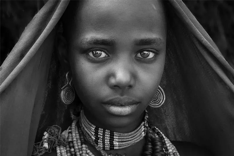 Abore Girls Eyes - Image 2