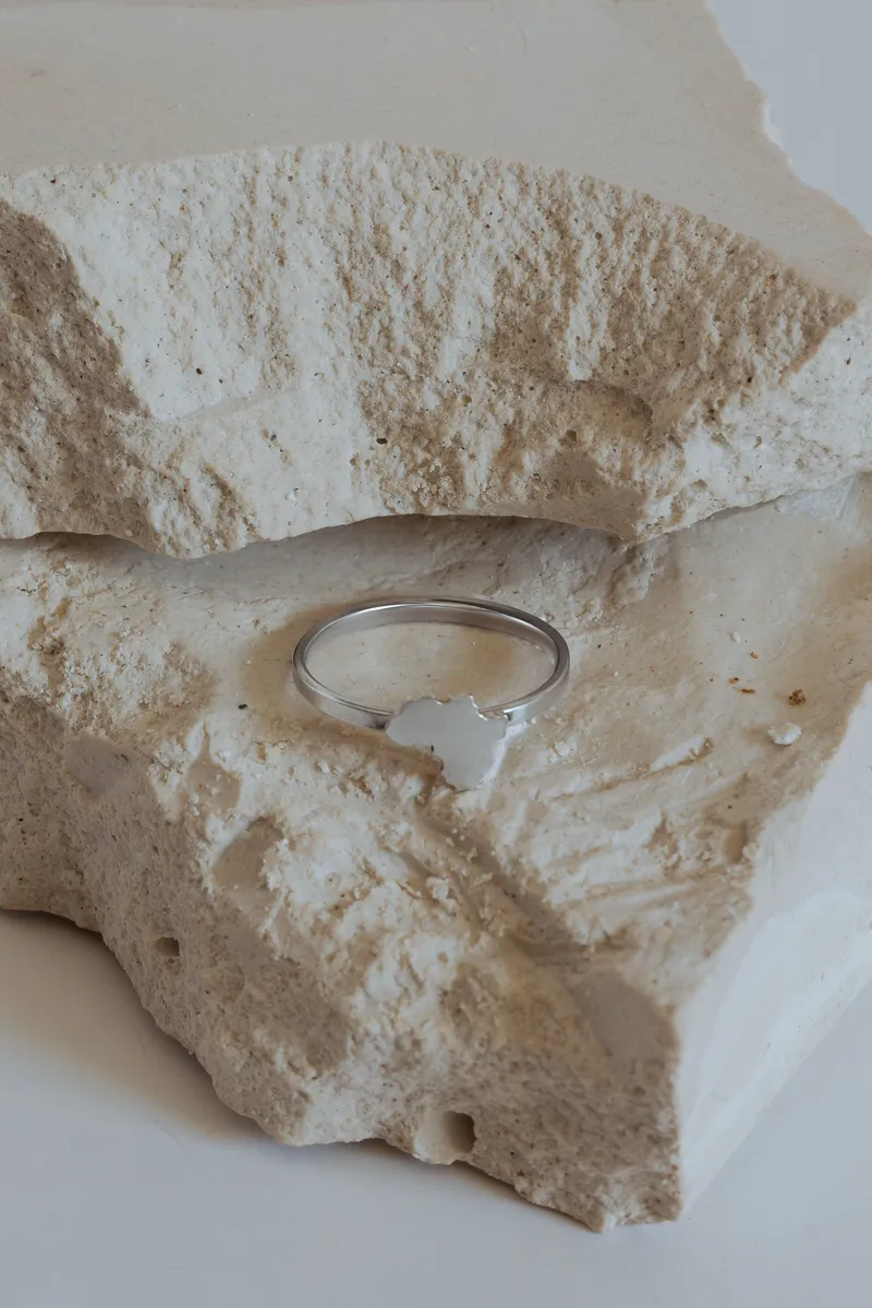 Solid Africa Map Ring - Image 3