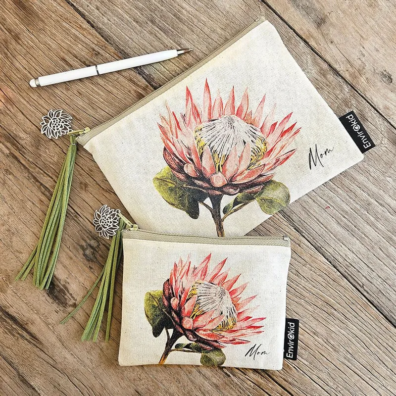 King Protea Make-up Bag & Purses - Image 1