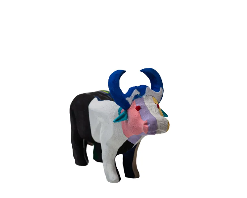 Buffalo Sculpture – Recycled Flip Flop Handmade African Art - Image 8